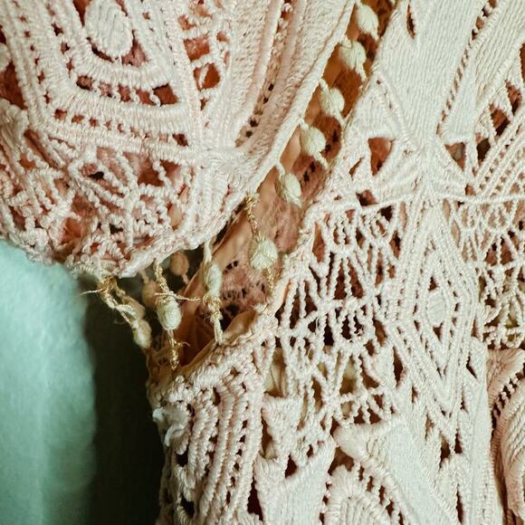 STYLESTALKER Pink Lace Cutout Zipper Exposed Back Midi Dress Size Small - Picture 10 of 10